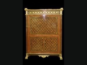 Restauration de marqueterie restauration de marqueterie Boulle           Ebenisterie