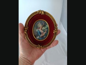 Marie-Antoinette d'après Vigée Le Brun, miniature ovale sur ivoire.