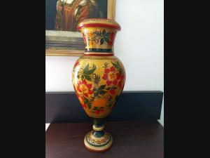 Spectaculaire vase de sol ,en bois ,"Khokhloma" décor à la main, H= 58 cm.