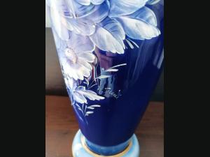 Grand vase 48 cm , Capodimonte, bleu cobalt ,de Keramos Italie,signé.