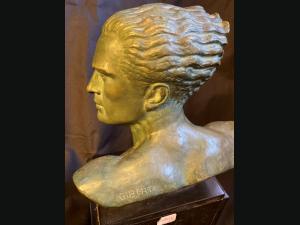 Buste de Mermoz L.GIBERT