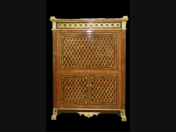 Restauration de marqueterie restauration de marqueterie Boulle           Ebenisterie