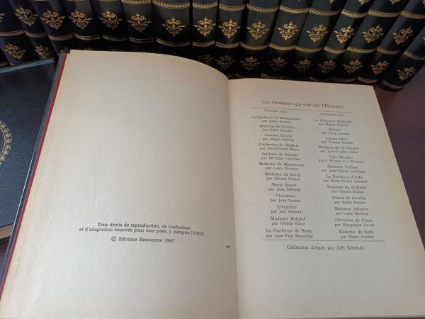 Série complète 24 volumes de "Ces femmes qui ont fait l'histoire" T.B.E.