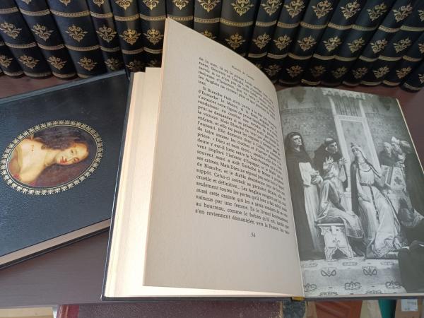 Série complète 24 volumes de "Ces femmes qui ont fait l'histoire" T.B.E.