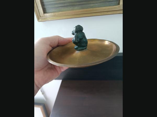 Coupelle,vide poche en bronze , Art Déco , signée Holger Fridericias , année 30.
