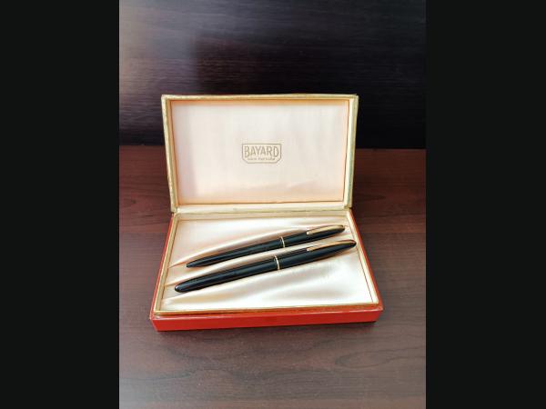 Coffret , stylo plume et stylo bille , Bayard Souverain de 1958 . plume en or 18 K.