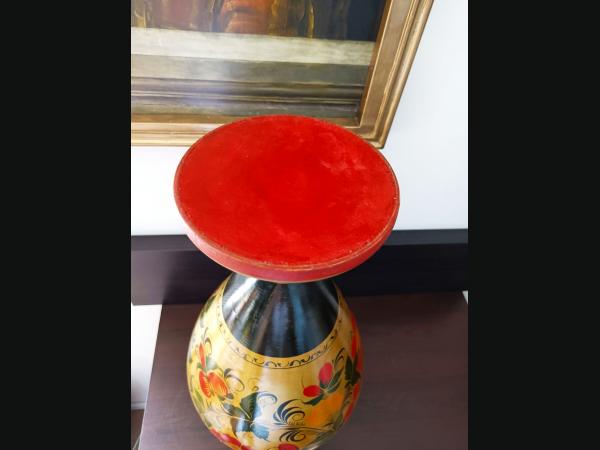 Spectaculaire vase de sol ,en bois ,"Khokhloma" décor à la main, H= 58 cm.