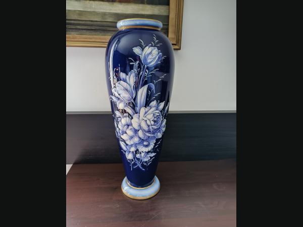 Grand vase 48 cm , Capodimonte, bleu cobalt ,de Keramos Italie,signé.
